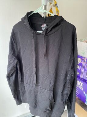 Speedway Black Hooded Pullover Sweatshirt